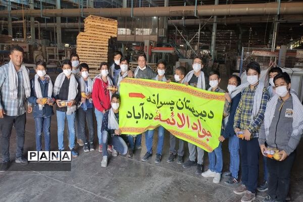 بازدید از کارخانه کاشی در راستای طرح اردوی راهیان پیشرفت شهرستان میبد