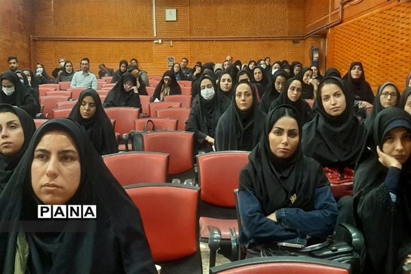 نشست توجیهی آموزشی رابطان مشاور شهرستان ورامین