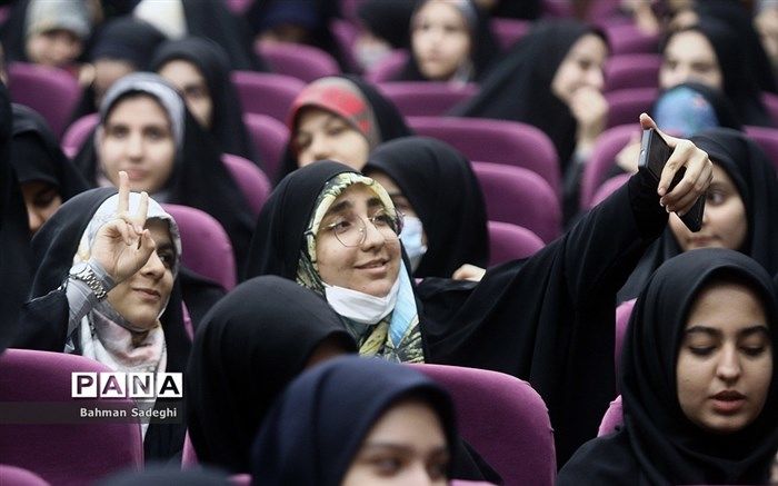 تعیین سقف سنی ۲۴ سال برای پذیرش دانشگاه فرهنگیان