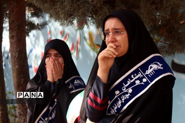 مراسم بدرقه  پیکرشهید مدافع حرم الیاس چگینی در دبیرستان شاهد کوثر