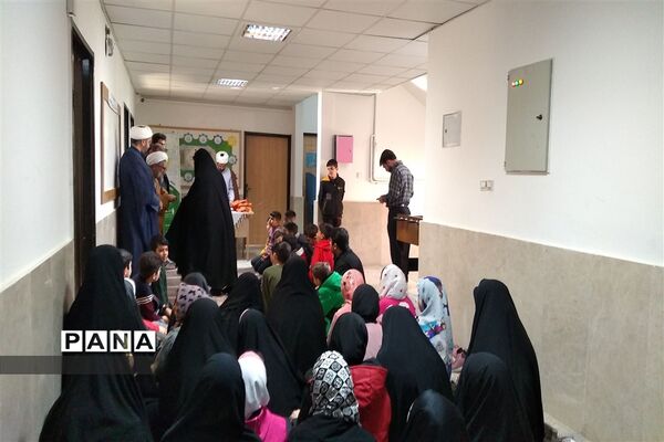 مراسم تجلیل از حافظان قرآن  در هفته‌ قرآن و عترت