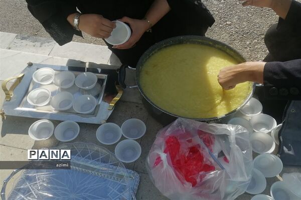 ایستگاه صلواتی در دبستان شاهد عبدالرحمن آدمی ابرکوه