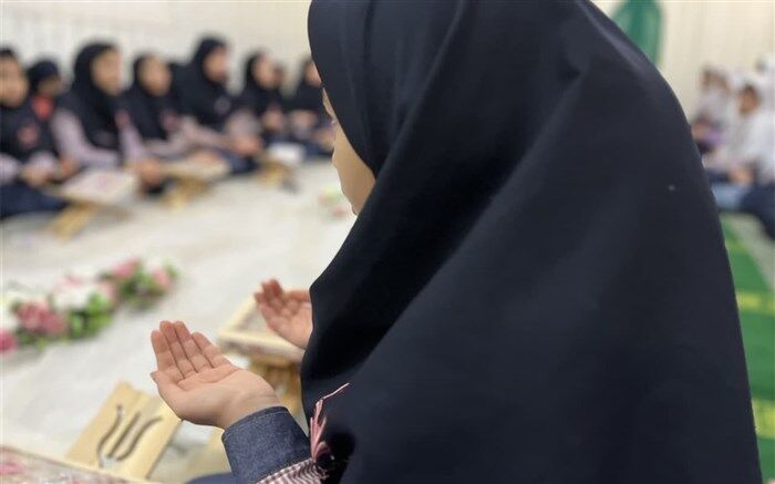 محفل انس با قرآن آموزشگاه استعداد نوین شهرستان میبد/فیلم