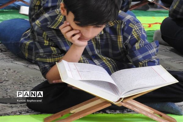 آغاز برنامه‌های هفته قرآن در مدارس اندیمشک