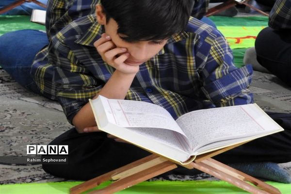 آغاز برنامه‌های هفته قرآن در مدارس اندیمشک