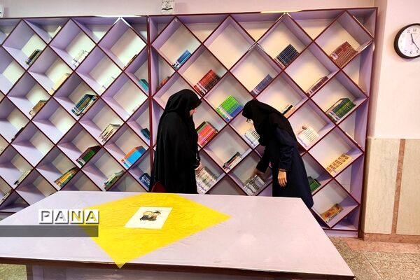 بازدید از روند انجام فعالیت‌های پرورشی مدارس شاهد و ایثارگر ناحیه یک شهرری