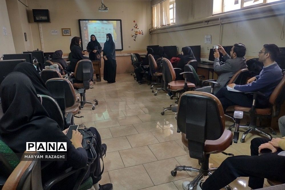جلسه توانمندسازی دبیران درس تفکر و سبک زندگی کهریزک