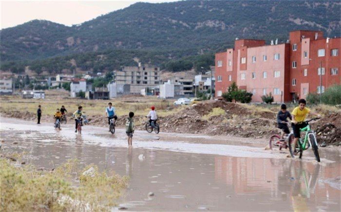 نباید به سوژه‌های مستند نگاه سطحی کرد