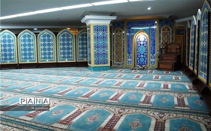 تسهیم و توزیع ۱۵٠٠فرش سجاده ای به مدارس سراسر استان