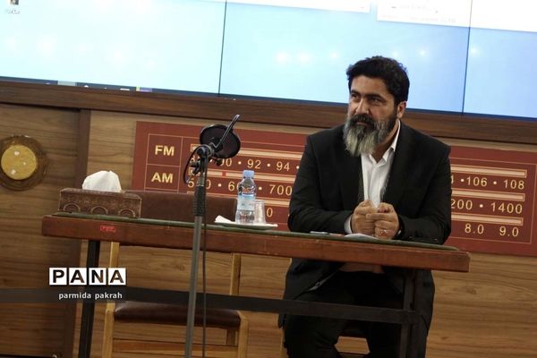 بازدید اعضای مجلس دانش‌آموزی از صدا و سیمای جمهوری اسلامی ایران