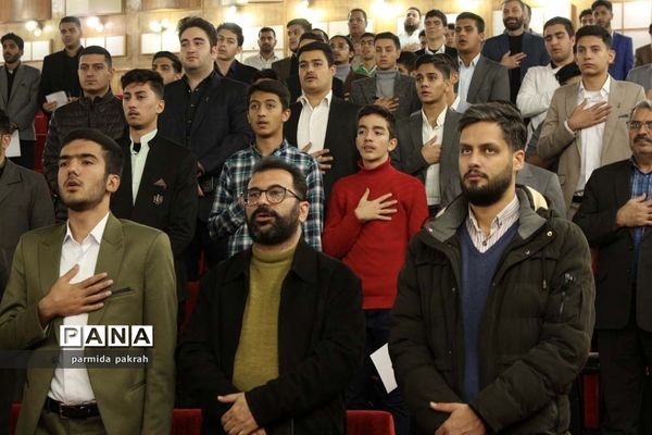 بازدید اعضای مجلس دانش‌آموزی از صدا و سیمای جمهوری اسلامی ایران