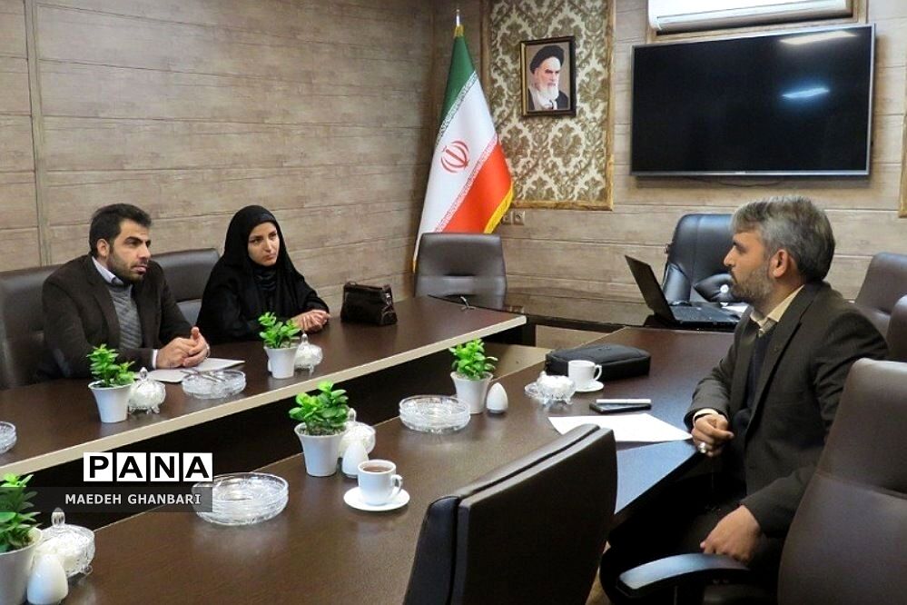 میز خدمت در آموزش و پرورش شهرستان پردیس با حضور  مدیرکل آموزش و پرورش شهرستان‌های استان تهران