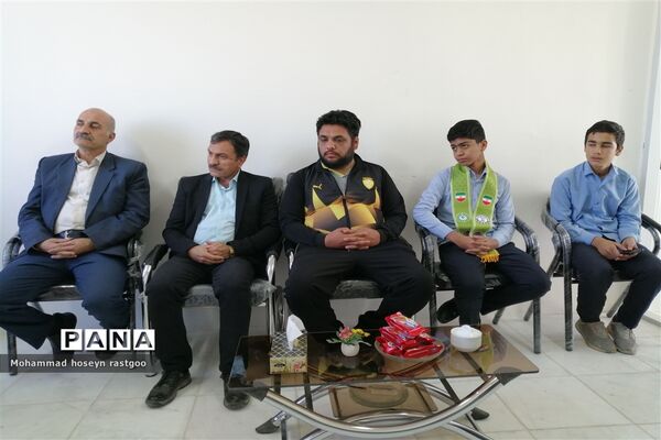 بازدید مدیرکل مدارس سما کاشمر از دبیرستان پسرانه غیر دولتی سما
