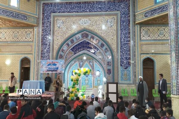 محفل بندگی و عبادت دانش‌آموزان شهرستان تفرش