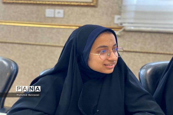 اولین جلسه هیئت رئیسه شورای دانش‌آموزی ناحیه ۵