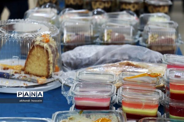 نمایشگاه صنایع دستی و غذای آموزشگاه میرمحمدی شهرستان میبد