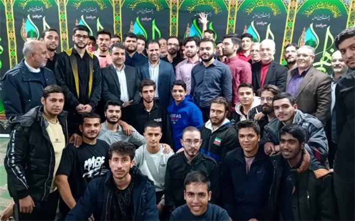 حاشیه‌نگاری از شب‌نشینی آقای وزیر در خوابگاه دانشجویی