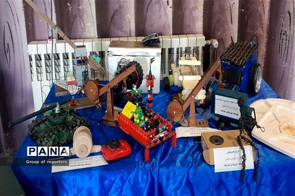 افتتاح نمایشگاه دستاوردهای علمی و پژوهشی در البرز