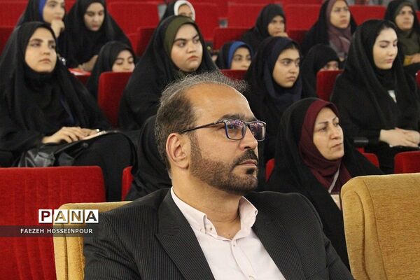 بازدید اعضای مجلس دانش‌آموزی از صداوسیما‌