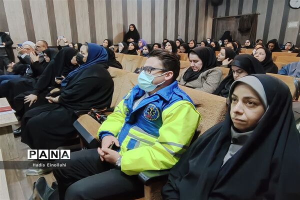 کارگاه رابطان و مراقبان سلامت و طرح بسیج ملی غربالگری دیابت و فشارخون در شهرستان قرچک