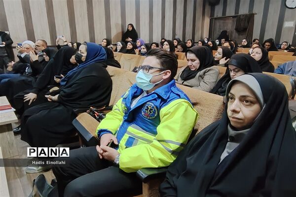 کارگاه رابطان و مراقبان سلامت و طرح بسیج ملی غربالگری دیابت و فشارخون در شهرستان قرچک