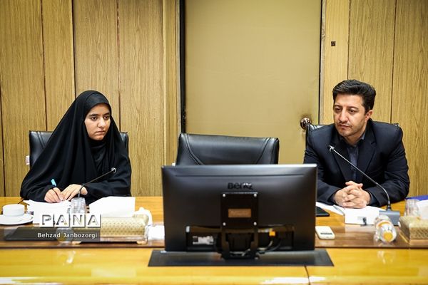 جلسه هیات امنای سازمان دانش‌آموزی