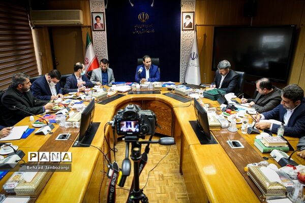 جلسه هیات امنای سازمان دانش‌آموزی