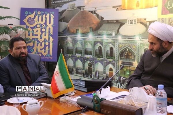 پنجمین نشست معاون استاندار با تشکل های دانش آموزی ناحیه 4 مشهد
