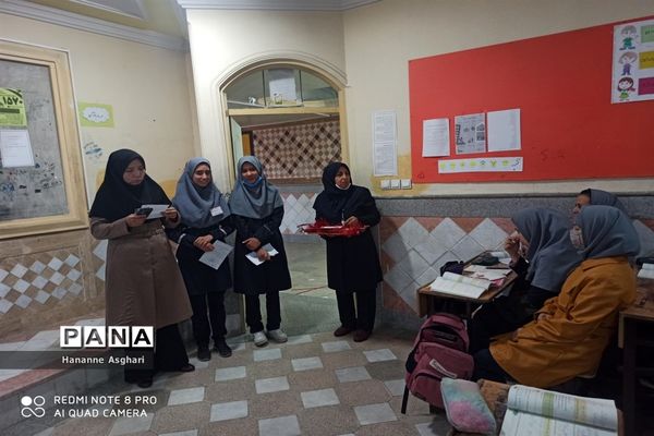 اجرای طرح مدام در دبیرستان دخترانه ناحیه یک مشهد