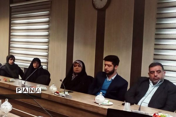 به مناسبت روز دانشجو از نو دانشجویان  منطقه دماوند تقدیر شد