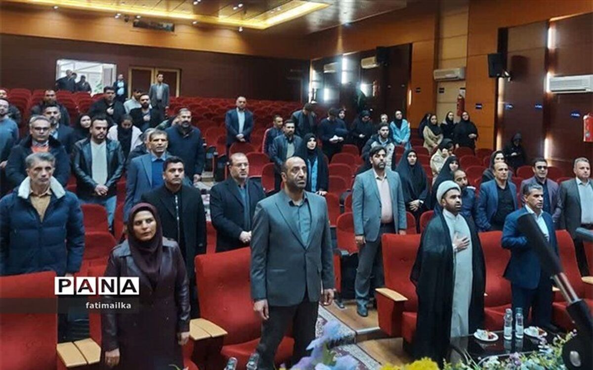 برگزاری مراسم گرامیداشت روز دانشجو در دانشگاه آزاد اسلامی واحد فیروزکوه/ فیلم