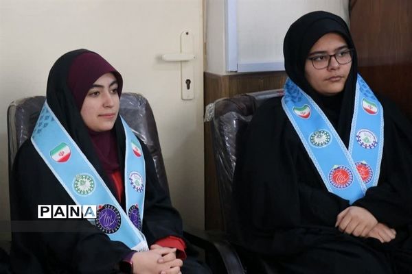 نشست هم‌اندیشی مجلس دانش‌آموزی خراسان رضوی