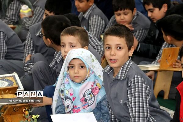 محفل انس با قرآن کریم در هفته قرآن عترت و نماز در ساوه