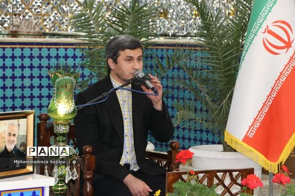محفل انس با قرآن کریم در هفته قرآن عترت و نماز در ساوه