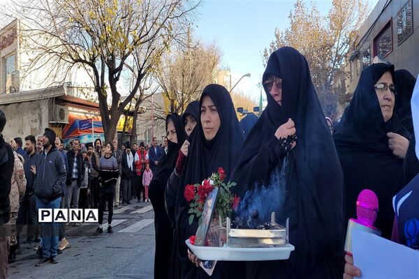 مراسم تشییع باشکوه پیکر شهدای گمنام  در گلپایگان