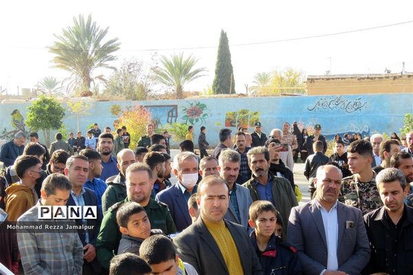 حضور پرشور دانش‌آموزان و فرهنگیان ششده و قره بلاغ در تشییع شهید گمنام