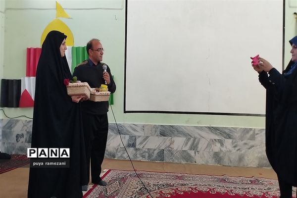 جشن روز فرشته‌های زمینی در دبستان و دبیرستان پیش حرفه‌ای ولایت شهرستان فریمان