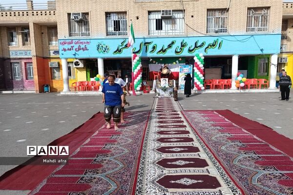اجرای ورزش زورخانه ای(طرح شهید طوقانی) در دبستان شهید نهایی ۲ بهبهان