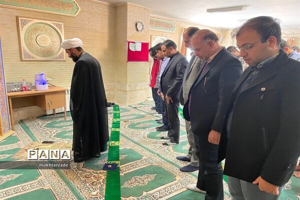 یادواره شهدا در دبیرستان متوسطه دوره ی دوم شاهد صارمیه 6