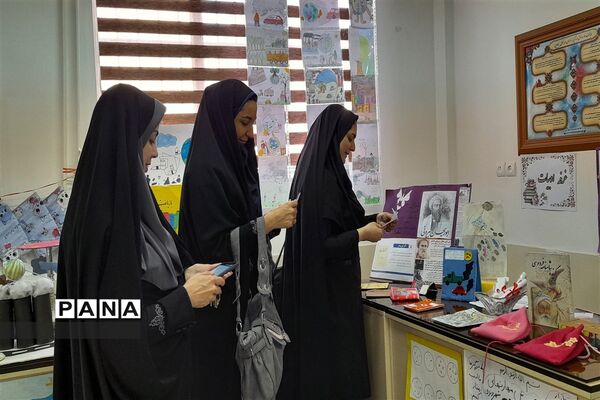 برپایی نمایشگاه دستاورد‌های پژوهشی دانش‌آموزان مدارس ابتدایی ملارد