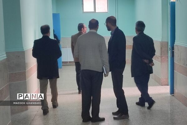 بازدید از هنرستان کار و دانش پروین اعتصامی شهرستان پردیس در جهت رفع مشکلات  بنای مدرسه