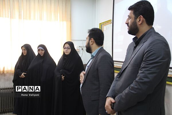بازدید مدیرآموزش و پرورش ناحیه یک شهرری از روند برگزاری طرح شهید همت