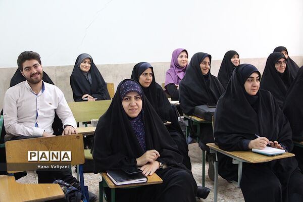 بازدید مدیرآموزش و پرورش ناحیه یک شهرری از روند برگزاری طرح شهید همت