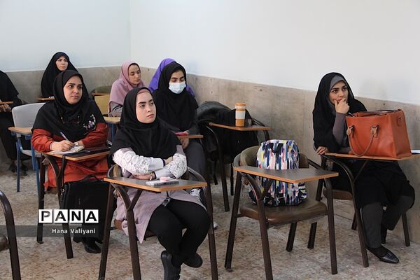 بازدید مدیرآموزش و پرورش ناحیه یک شهرری از روند برگزاری طرح شهید همت