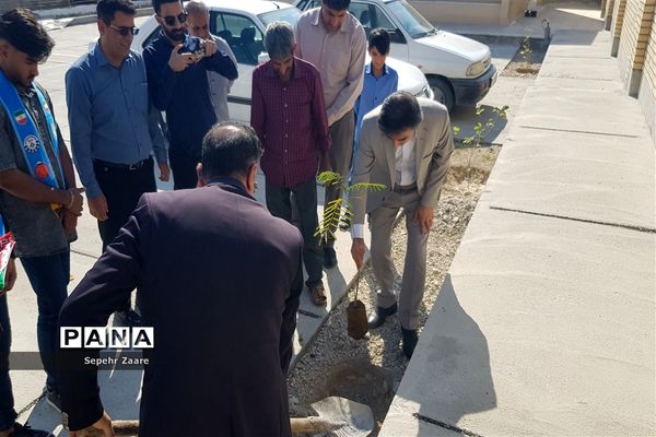 کاشت نهال به یاد شهدای مظلوم غزه