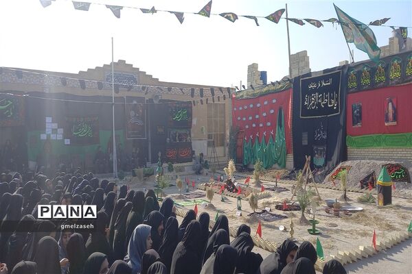 مراسم برافراشتن عَلَم عزای فاطمی همزمان با آغاز دهه دوم ایام فاطمیه در مدارس شادگان