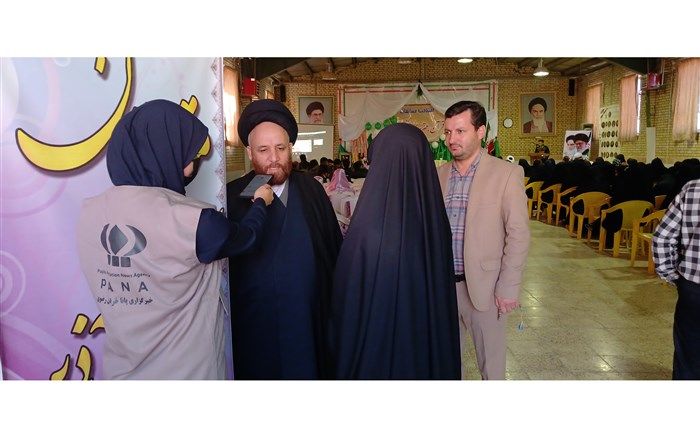 برای افزایش سطح دینی و مذهبی دانش‌آموزان باید با آنها ارتباط مستقتیم داشته باشیم