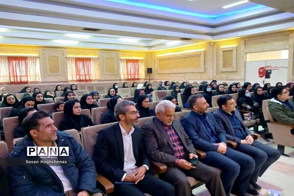 مراسم تقدیر ازدانشجویان دانشگاه فرهنگیان اسلامشهر