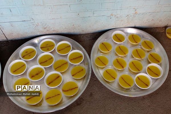 پخش نذری به‌مناسبت شهادت حضرت زهرا (س)