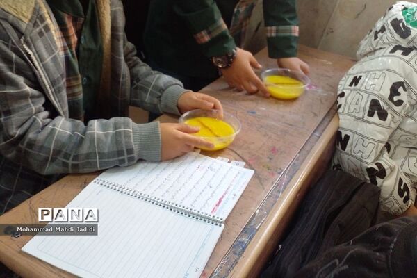 پخش نذری به‌مناسبت شهادت حضرت زهرا (س)